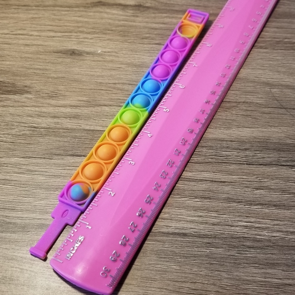 3/$30❤️💜"POP IT"  Multicolor Rainbow Fidget Toy Sensory Bracelet - Picture 6 of 8